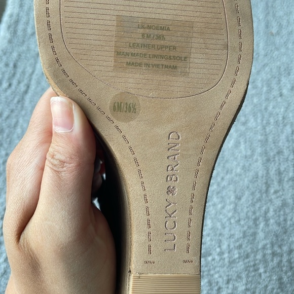 Lucky brand shoe - Picture 5 of 5